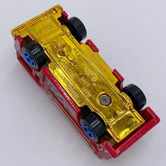 Hot Wheels Fire Rescue Car Lot of 4 - Picture 8 of 15